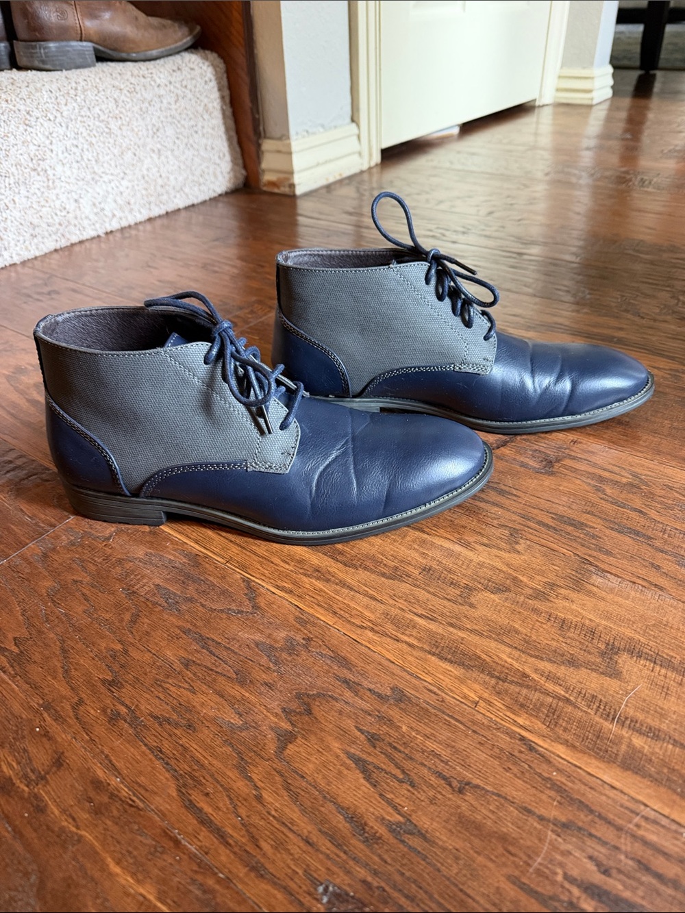 Andrew Fezza Navy and Gray Two-Tone Chukka Boots